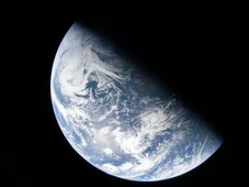 Imagem - Tem internet no espaço? Entenda como a Nasa envia fotos da Terra e da Lua em tempo real