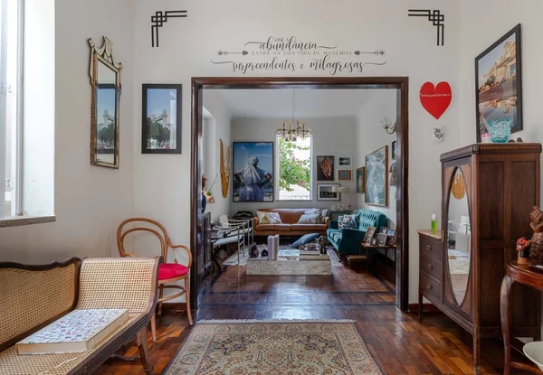 Casa da jornalista Rita Batista na Bahia é cheia de arte brasileira por Divulgação/Gabriela Daltro/Editora Globo