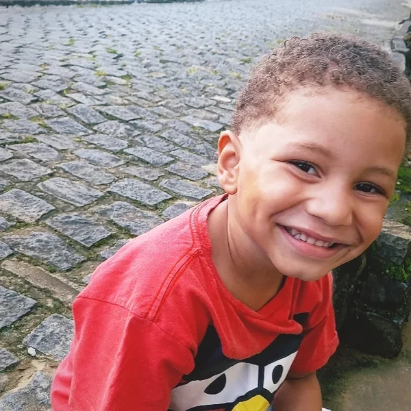 Mãe e filho foram mortos em casa por Reprodução