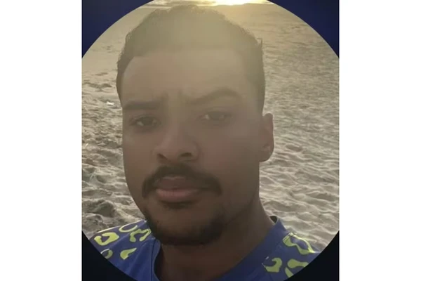 Padrasto matou bebê após se irritar com choro por Reprodução