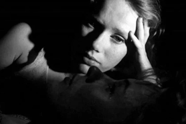 Persona (1966) por Reprodução