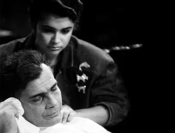 Sandra Annenberg e Tarcísio Meira no seriado 'Tarcísio e Glória' (Globo, 1988) por Reprodução/Cedoc/TV Globo