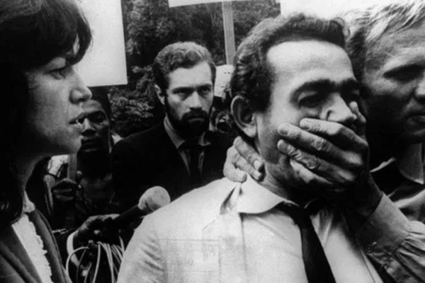 Terra em Transe (1967) por Reprodução