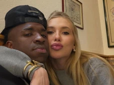 Imagem - Virginia Fonseca coloca quadro gigante com imagem dela em parede da mansão de Vini Jr.: 'Eu amei'