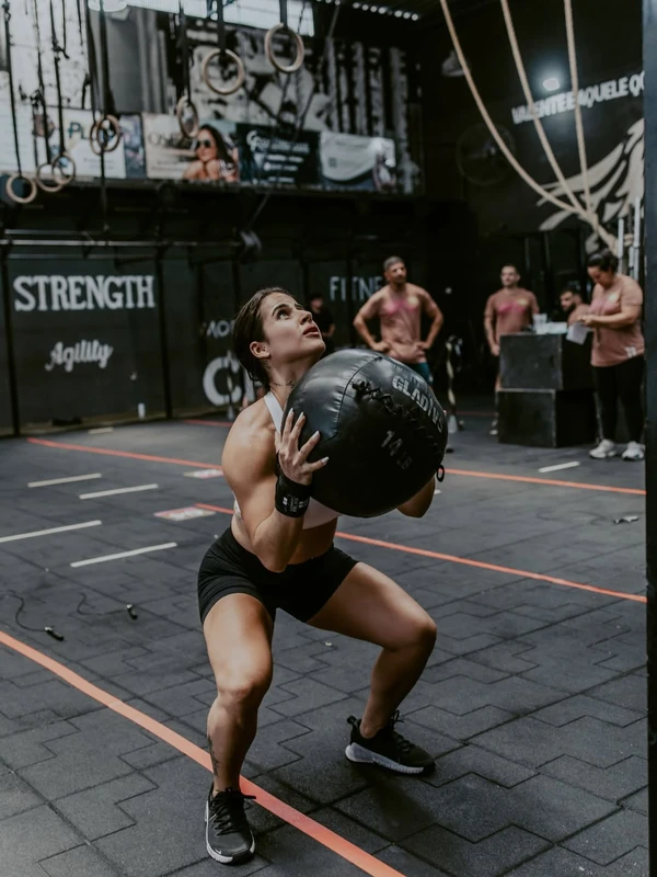 Bárbara Cavalcanti é a nova companhia de Romário por Reprodução/Instagram