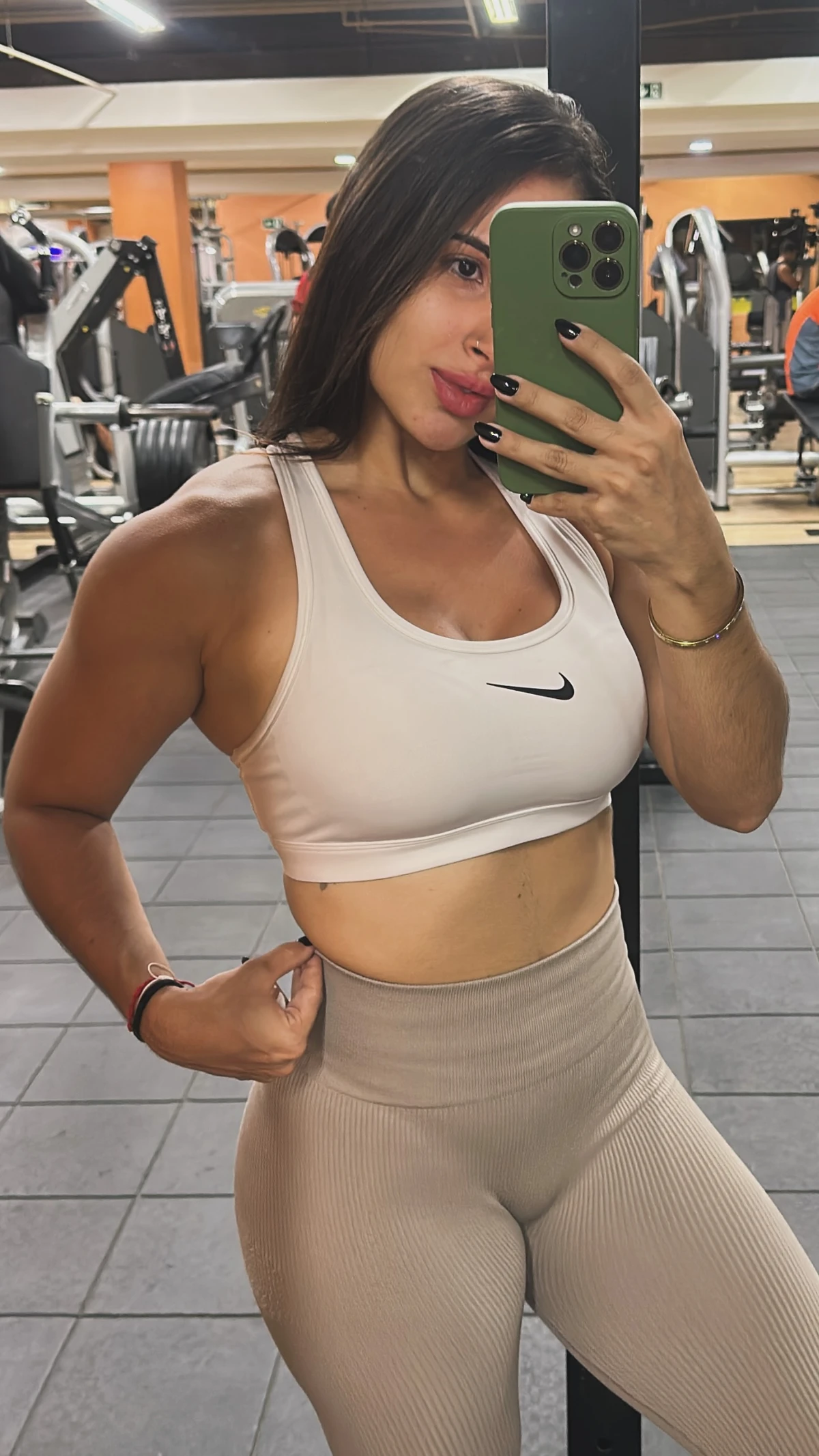 Bárbara Cavalcanti é a nova companhia de Romário por Reprodução/Instagram