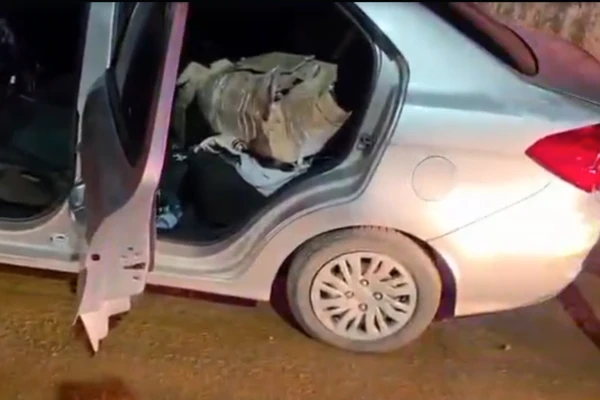 Carro foi interceptado a caminho do Nordeste de Amaralina por Polícia Civil
