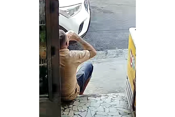 Imagens mostram homem bebendo em diferentes lugares por Reprodução