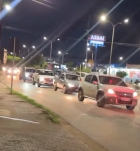 Inauguaração de McDonald's em Barreiras causa congestionamento no trânsito por Reprodução