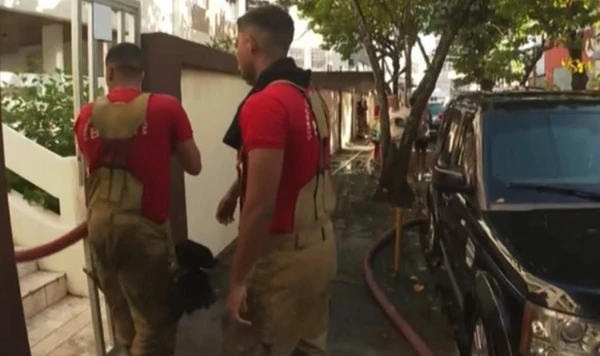 Incêndio no Costa Azul por Reprodução/TV Bahia