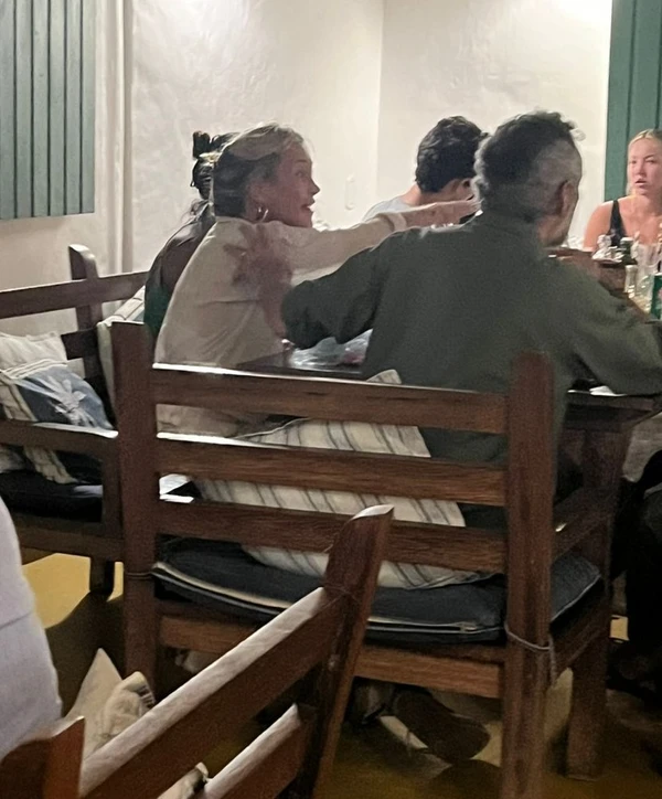 Kate Moss, Lila, Ara e Sabrina