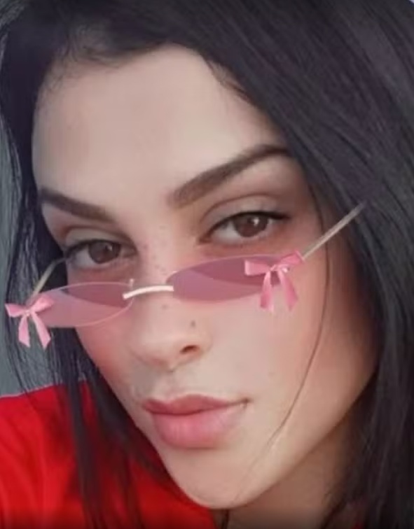 Weisla Castro Israel por Reprodução