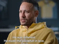 Imagem - 'Ex-jogador'? Cena com Neymar em série sobre Ronaldinho viraliza