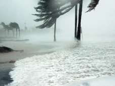 Imagem - Ciclone espalha temporais e ventos intensos e mantém 8 estados sob alerta hoje (8)