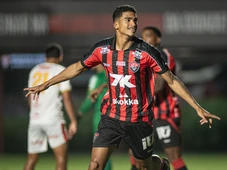 Imagem - Vitória sobra em campo e vence a Juazeirense por 4x1 pela Copa do Nordeste