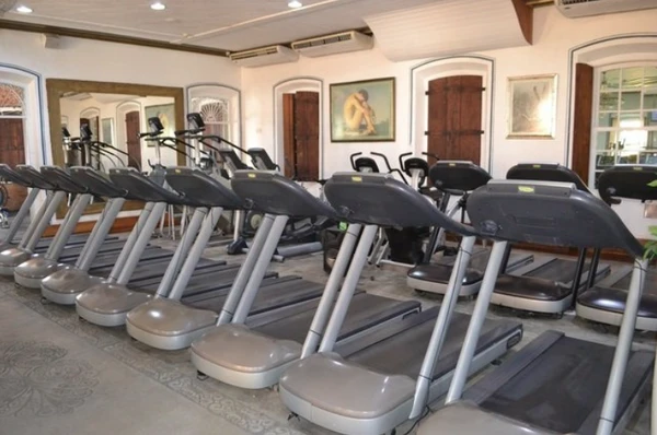 Academia fica localizada no Rio Vermelho por Reprodução | Wellhub