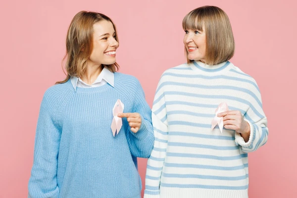 Câncer de mama por Shutterstock/Reprodução