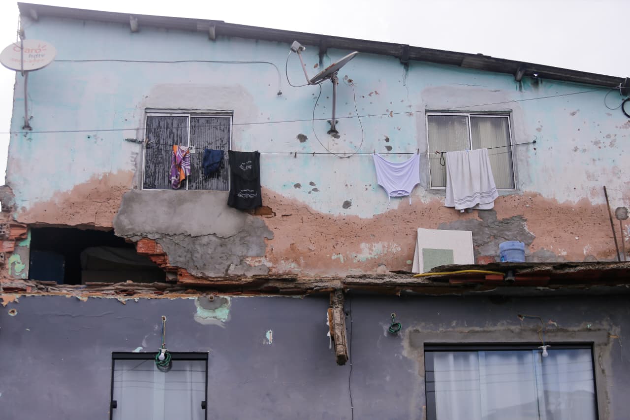 Desabamento de marquise na Ribeira por Arisson Marinho/CORREIO