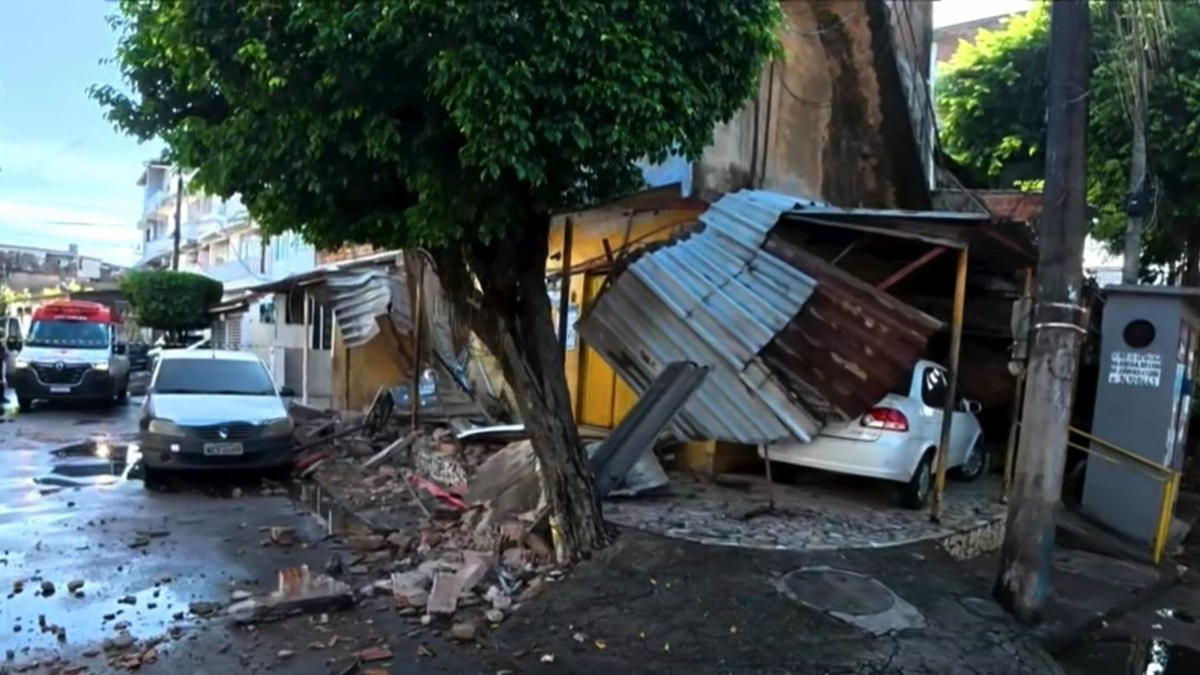 Desabamento de marquises em Salvador por Reprodução/TV Bahia