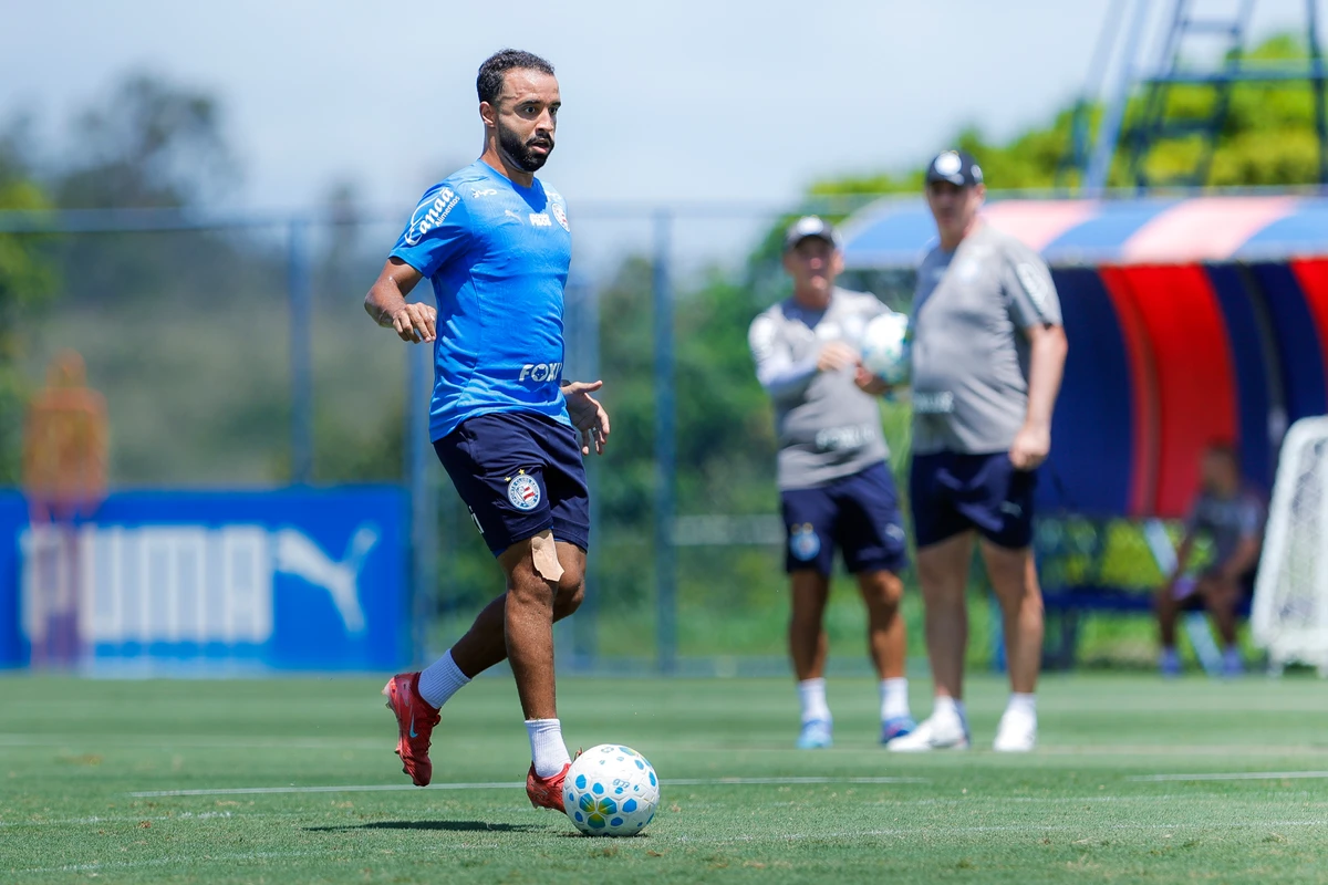 Elenco do Bahia treina em preparação para encarar o Mirassol por Rafael Rodrigues/ECB