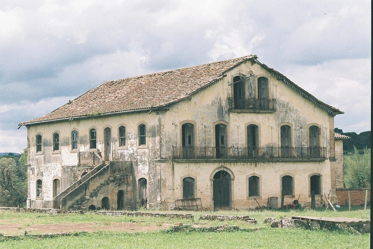Fazenda Angélica (Grão Mogol) por Wikimedia Commons