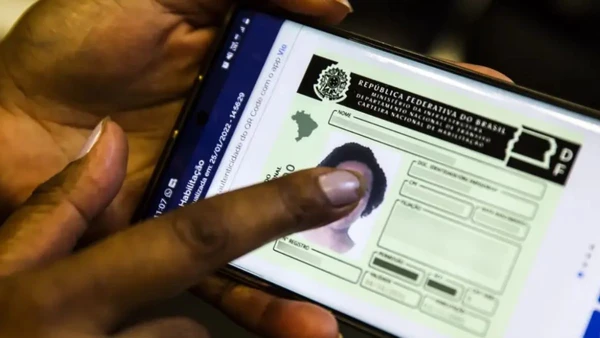 Idosos podem comprar carro zero com desconto de até 25%? Entenda por Marcello Casal Jr./Agência Brasil