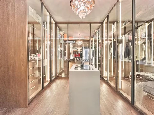 Iran Ângelo se muda para mansão de R$ 4 milhões em BH por Reprodução/Instagram @monteiroimoveis