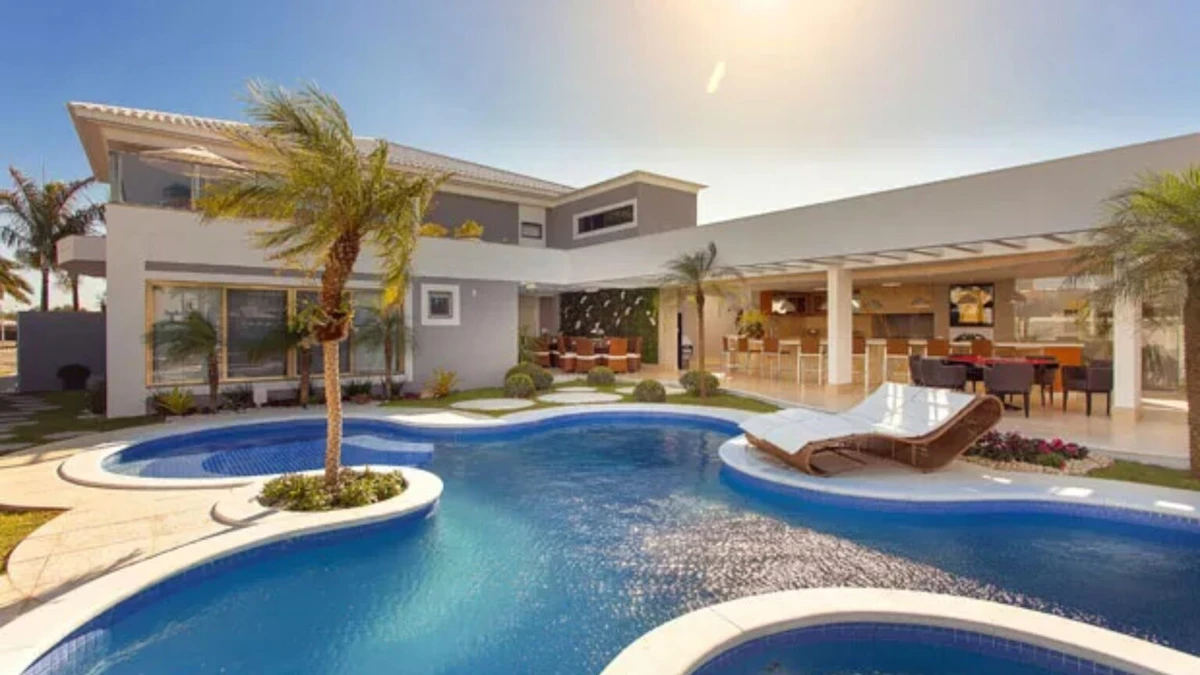 Mansão de Gil, ex- zagueiro por Reprodução