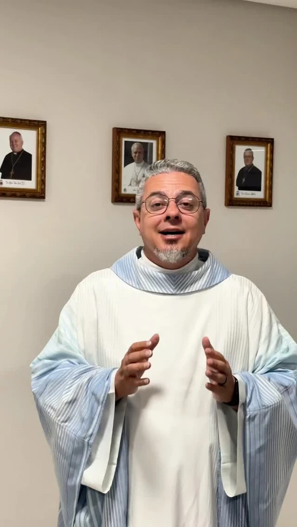 Padre Eduardo Senna foi alvo de críticas por Reprodução/Redes Sociais