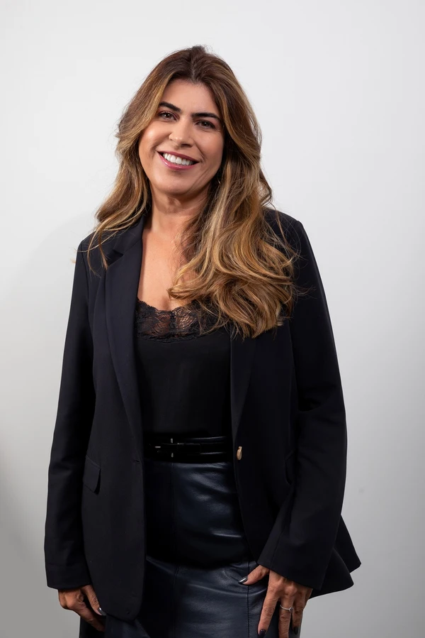 Petra destaca a importância de ouvir as pessoas, especialmente a comunidade, para que as ações sejam realmente assertivas