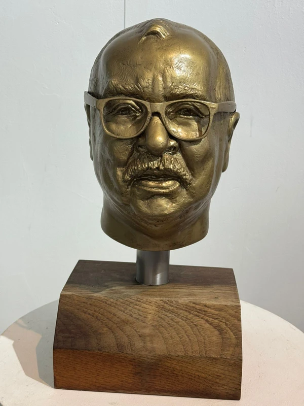 Escultura de Márcia Magno por Divulgação