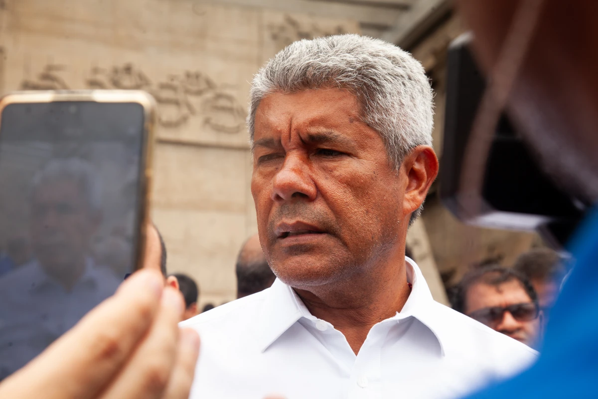 Jerônimo virou piada após contratar consultoria no fim do governo