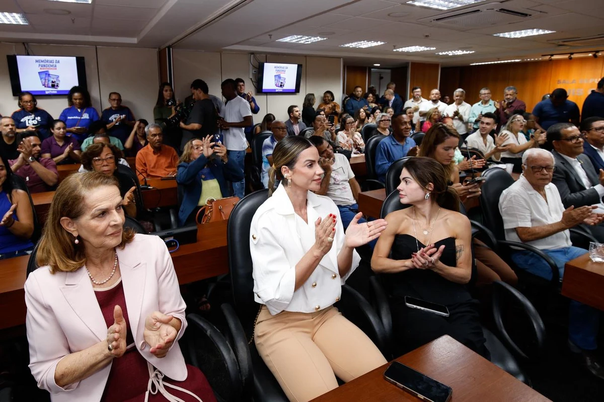 Livro de Leo Prates lançado na Alba por Divulgação