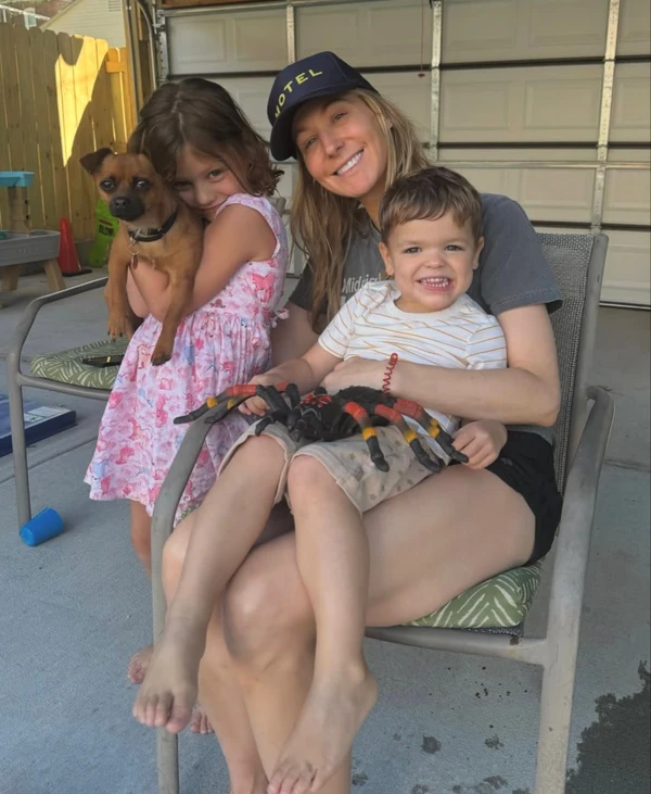 Nikki Glaser por Reprodução/ Instagram