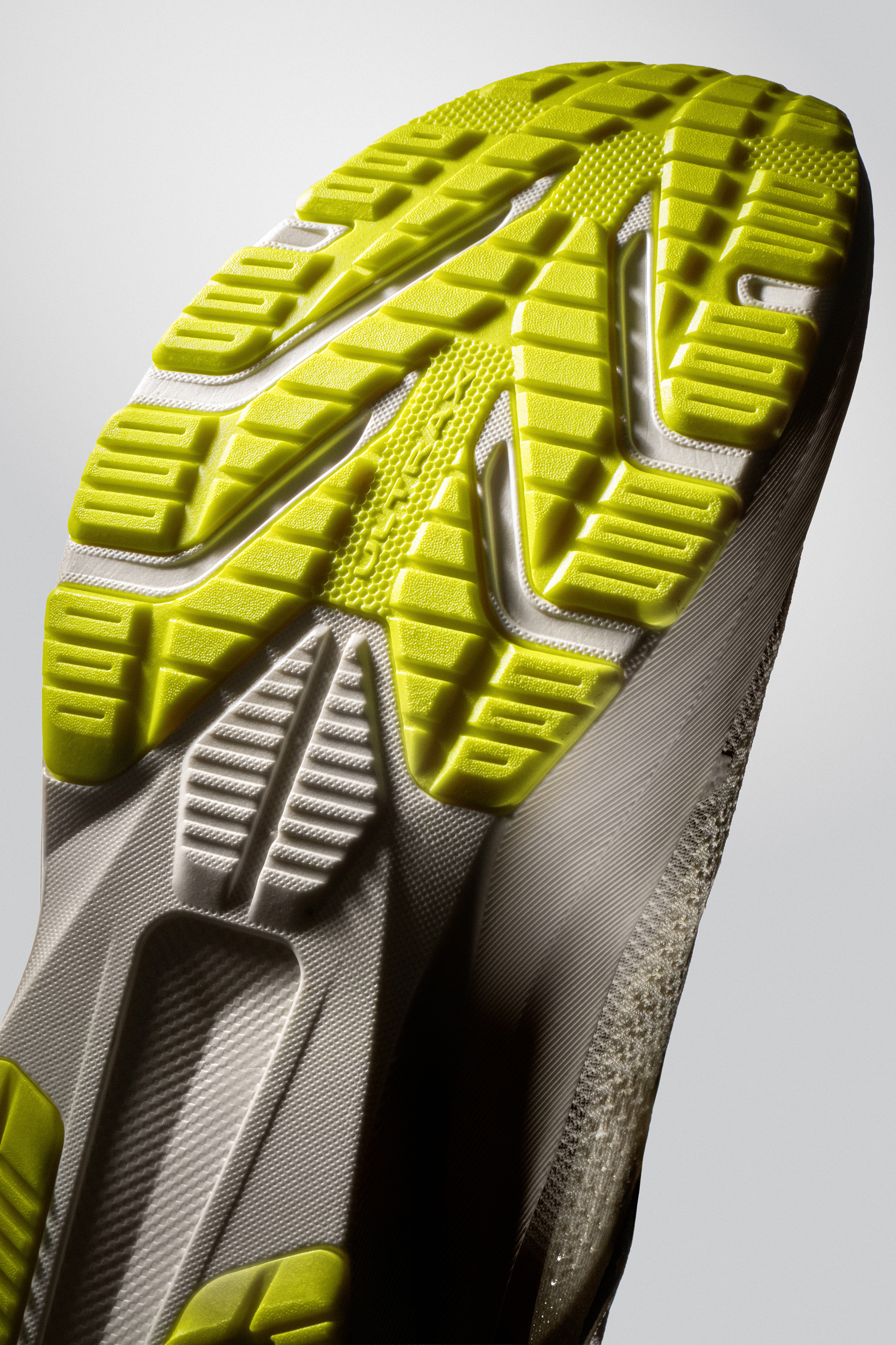 Olympikus lança Corre 5 por Divulgação