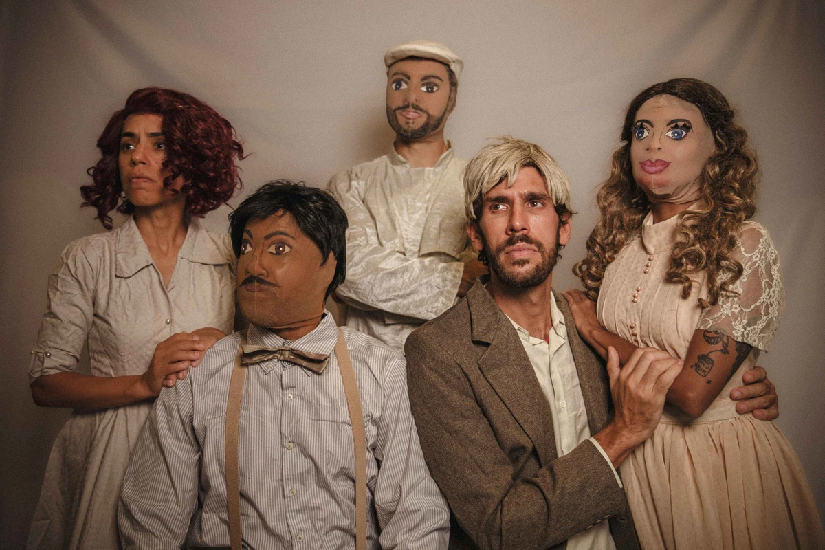 Peça Vermelho Melodrama