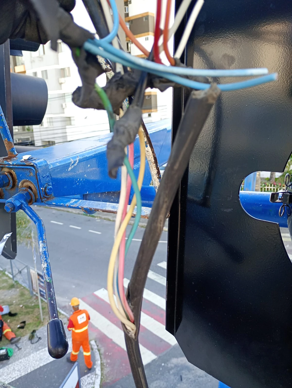 Semáforos vandalizados geram mais de R$ 1 milhão de prejuízo em Salvador por Divulgação/Transalvador