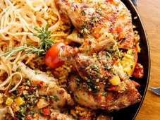 Imagem - Não é o tempero, mas esse pequeno erro comum na cozinha deixa o frango seco sem você perceber