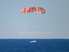 Imagem - Veja como os astronautas da Artemis II sobreviveram à perigosa volta à Terra