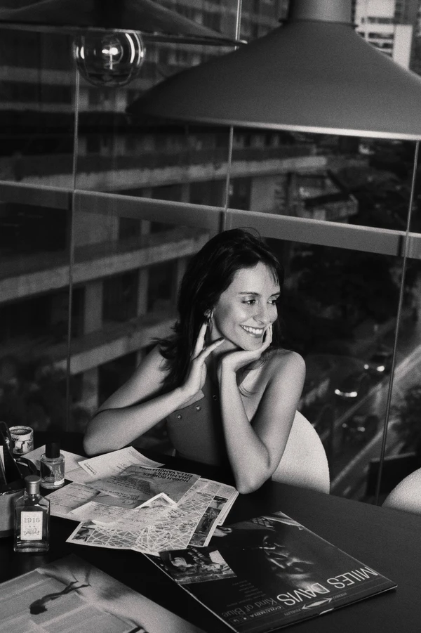 Aline Bei por Divulgação