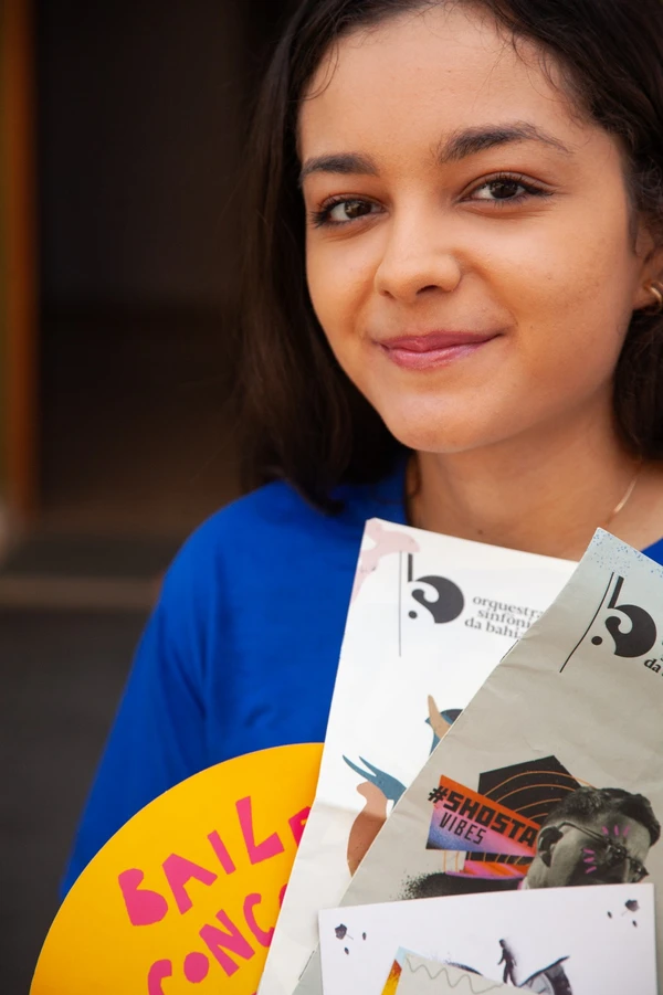 Cecília Barboza é apaixonada por música clássica e toca piano desde os seis anos por Sora Maia/CORREIO