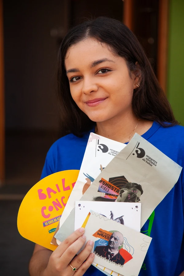 Cecília Barboza é apaixonada por música clássica e toca piano desde os seis anos por Sora Maia/CORREIO