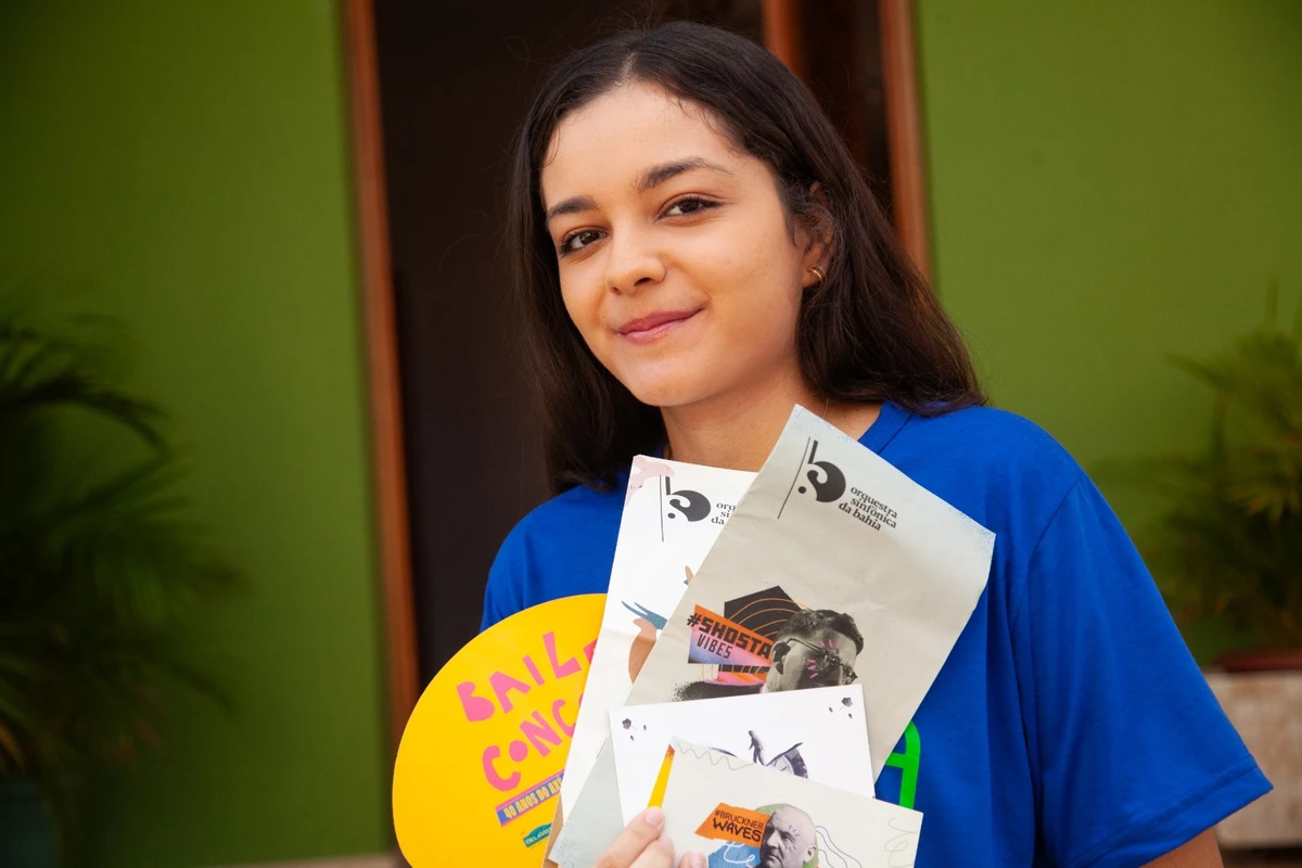 Cecília Barboza é apaixonada por música clássica e toca piano desde os seis anos por Sora Maia/CORREIO