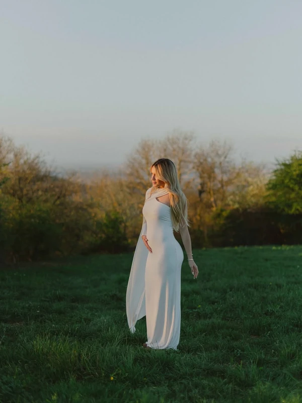 Endrick e Gabriely Miranda anunciam gravidez por Reprodução/Instagram