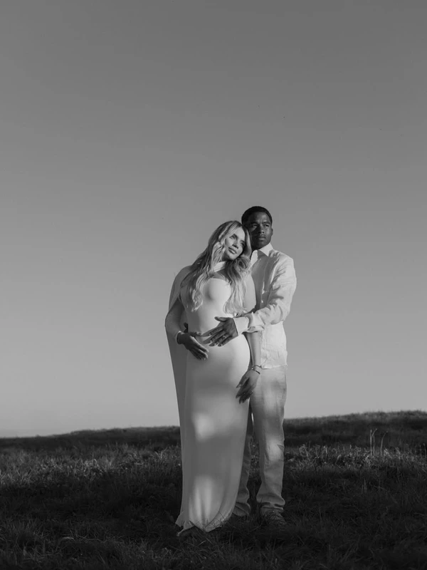 Endrick e Gabriely Miranda anunciam gravidez por Reprodução/Instagram