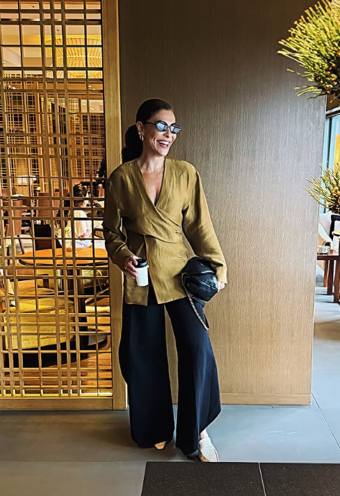 Atriz e empresário em viagem romântica por Reprodução | Instagram