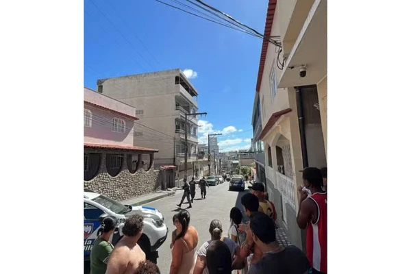 PM usou viatura e executou mulheres na frente dos colegas por Reprodução/TV Gazeta