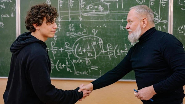 A saída em massa de professores acende um alerta máximo sobre o colapso silencioso da educação no país