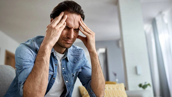 Saiba como o descontrole do cortisol altera a silhueta e por que o descanso é o seu melhor aliado para equilibrar o organismo