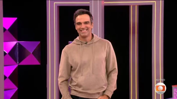 Tadeu Schmidt anuncia novidade na próxima Prova do Anjo